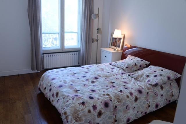 Apartamento Eiffel Edge Escape 30 M From Eiffel Tower París Exterior foto