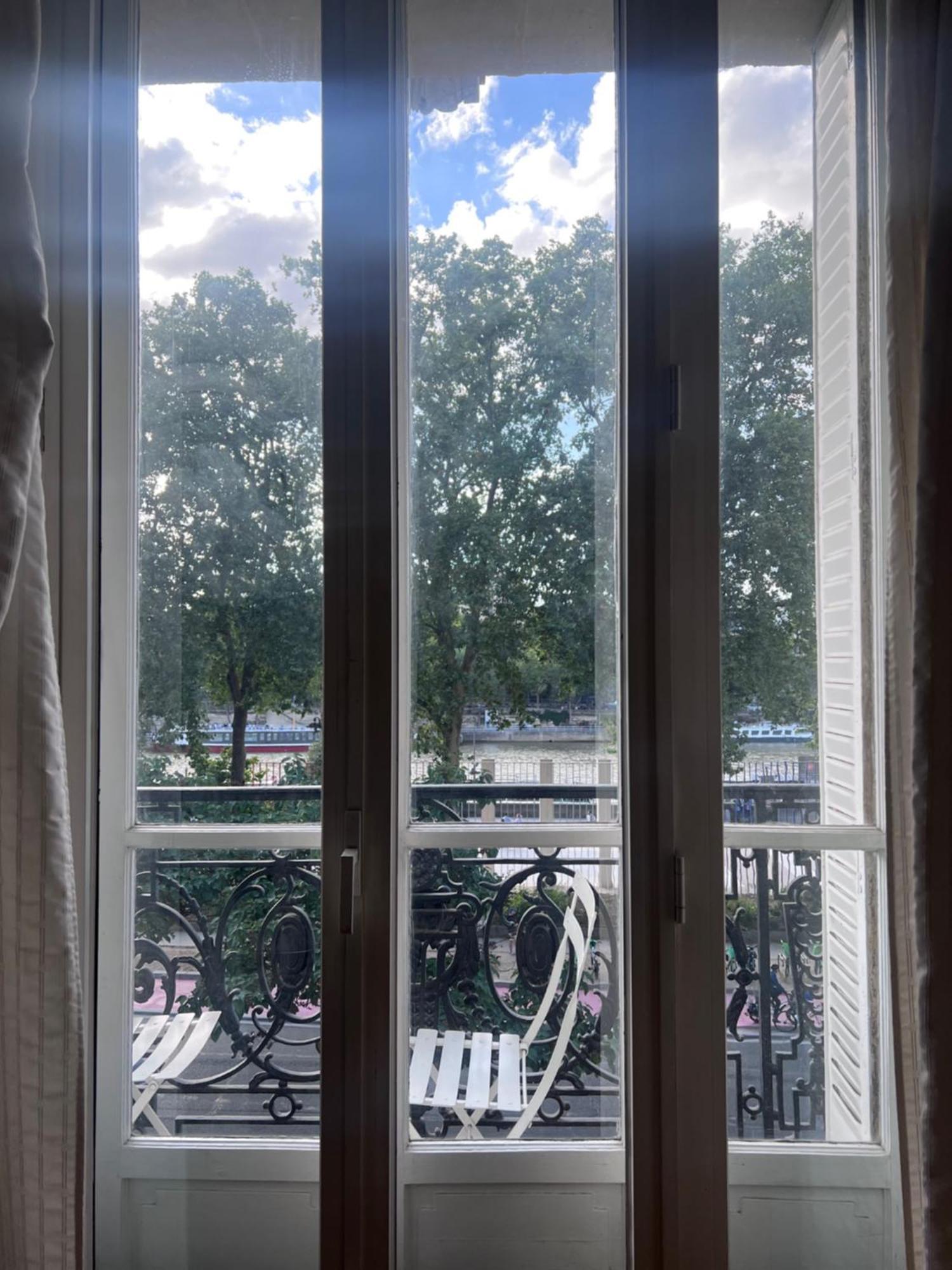 Apartamento Eiffel Edge Escape 30 M From Eiffel Tower París Exterior foto